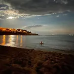 Studio Roses Beach