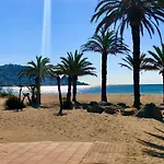 Studio Roses Beach