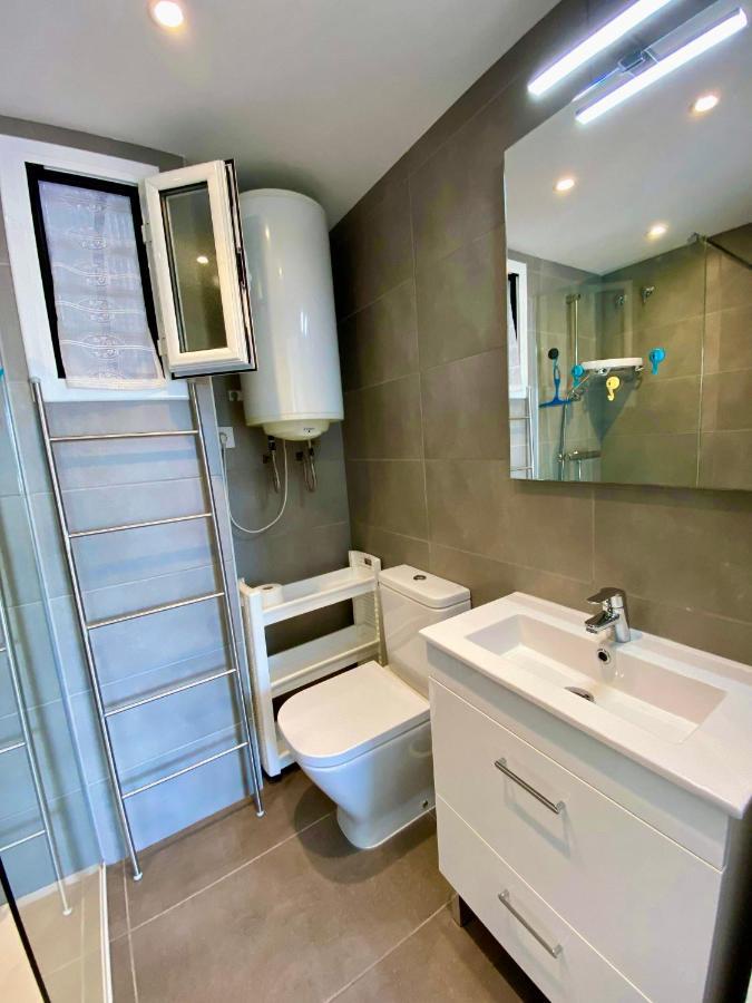 Apartment Studio Roses Beach *